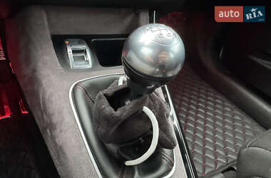Хэтчбек Alfa Romeo Giulietta 2010 в 