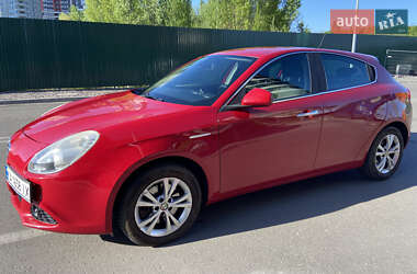 Хэтчбек Alfa Romeo Giulietta 2012 в Киеве
