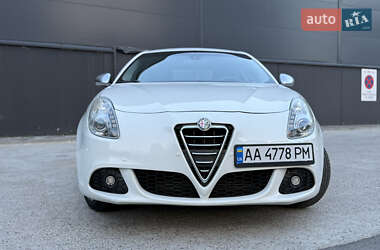 Хэтчбек Alfa Romeo Giulietta 2012 в Киеве