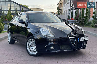 Хэтчбек Alfa Romeo Giulietta 2016 в Стрые
