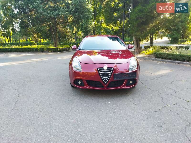 Хэтчбек Alfa Romeo Giulietta 2012 в Киеве