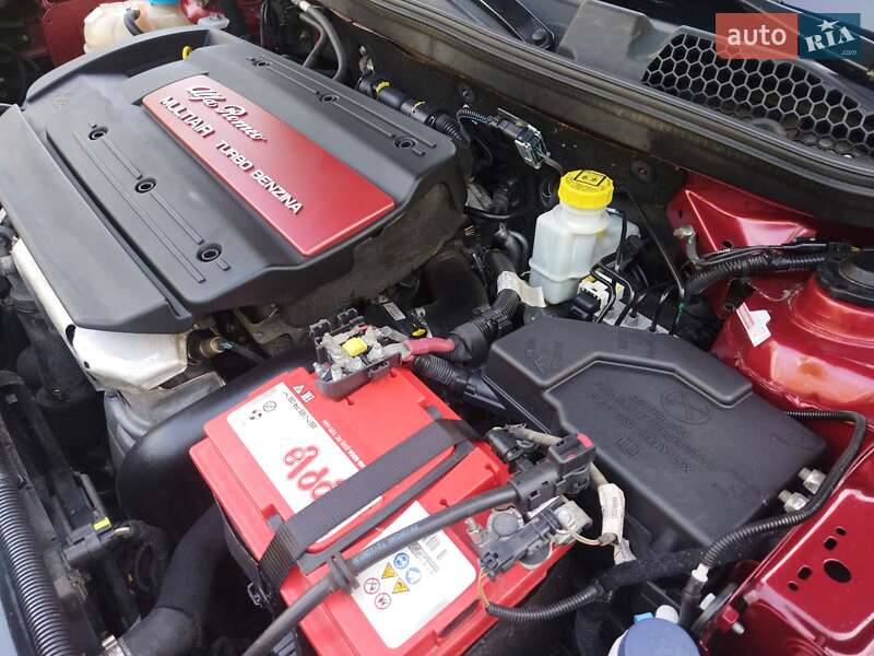 Хэтчбек Alfa Romeo Giulietta 2012 в Киеве