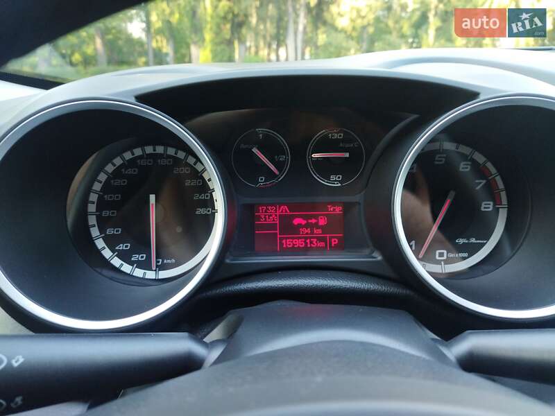 Хэтчбек Alfa Romeo Giulietta 2012 в Киеве