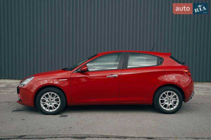 Хэтчбек Alfa Romeo Giulietta 2019 в Харькове фото 4 Хэтчбек Alfa Romeo Giulietta 2019 в Харькове