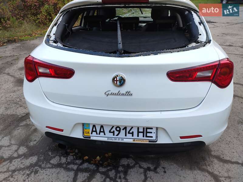 Хэтчбек Alfa Romeo Giulietta 2010 в Ровно фото 18 Хэтчбек Alfa Romeo Giulietta 2010 в Ровно