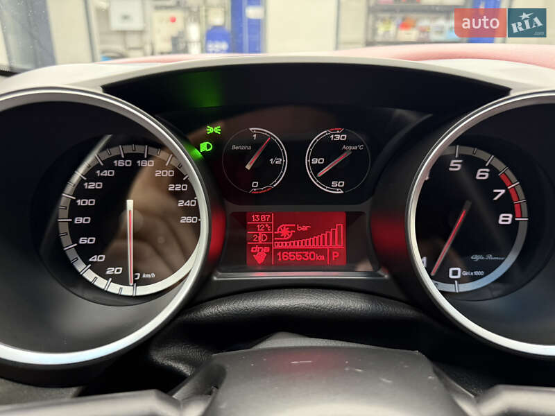 Хэтчбек Alfa Romeo Giulietta 2014 в Днепре фото 7 Хэтчбек Alfa Romeo Giulietta 2014 в Днепре