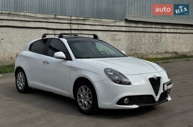 Хэтчбек Alfa Romeo Giulietta 2019 в Киеве
