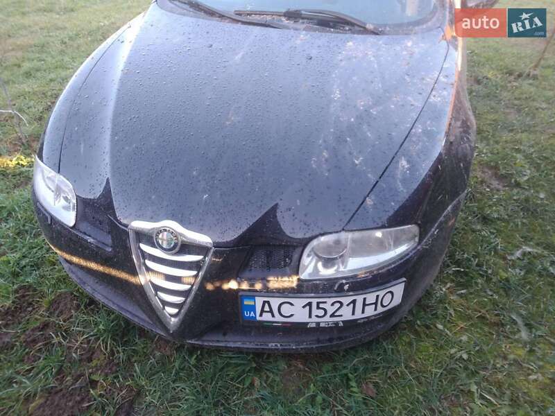 Купе Alfa Romeo GT 2004 в Владимире