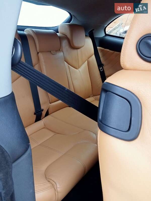 Купе Alfa Romeo GT 2004 в Владимире