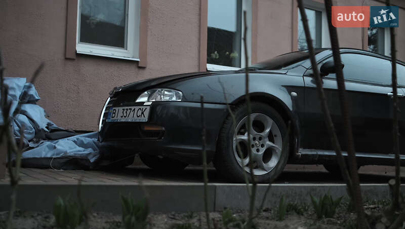 Купе Alfa Romeo GT 2006 в Смілі