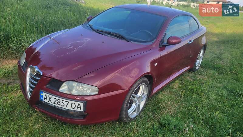 Купе Alfa Romeo GT 2005 в Харькове