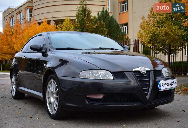 Купе Alfa Romeo GT 2005 в Киеве фото 5 Купе Alfa Romeo GT 2005 в Киеве