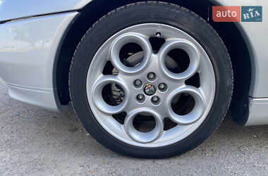 Купе Alfa Romeo GTV 2001 в 
