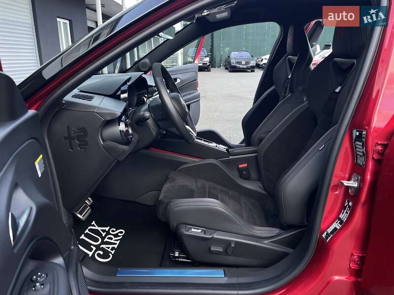 Внедорожник / Кроссовер Alfa Romeo Junior 2024 в Киеве фото 51 Внедорожник / Кроссовер Alfa Romeo Junior 2024 в Киеве