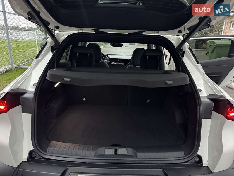 Внедорожник / Кроссовер Alfa Romeo Junior 2025 в Киеве