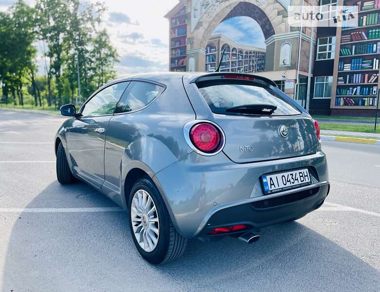 Хэтчбек Alfa Romeo MiTo 2012 в Киеве