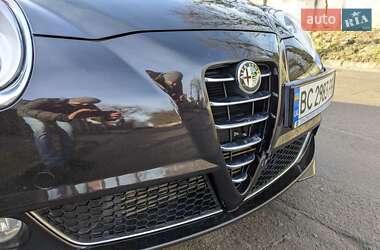 Хэтчбек Alfa Romeo MiTo 2012 в 