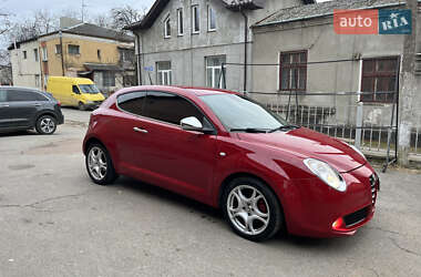 Хэтчбек Alfa Romeo MiTo 2011 в 
