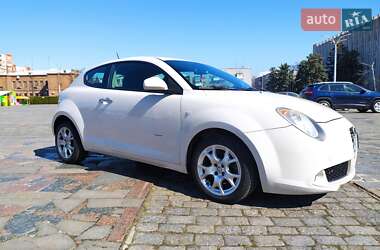 Хэтчбек Alfa Romeo MiTo 2011 в 