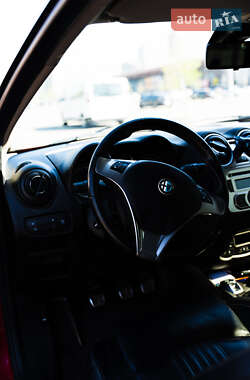 Хэтчбек Alfa Romeo MiTo 2009 в 