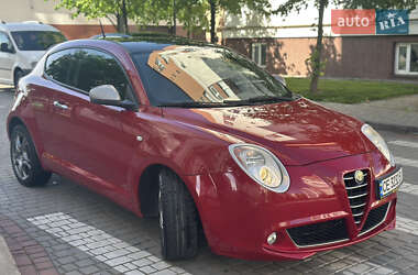 Хетчбек Alfa Romeo MiTo 2012 в 