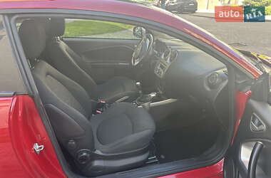 Хетчбек Alfa Romeo MiTo 2012 в 