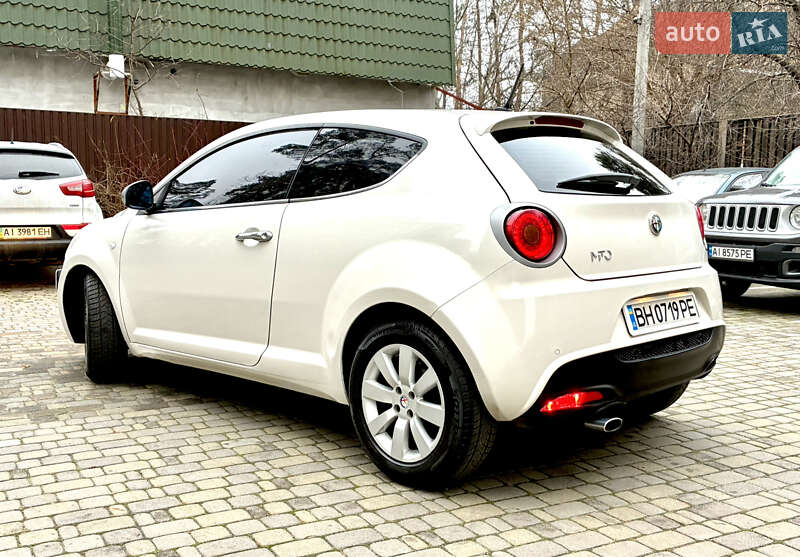 Хэтчбек Alfa Romeo MiTo 2011 в Киеве