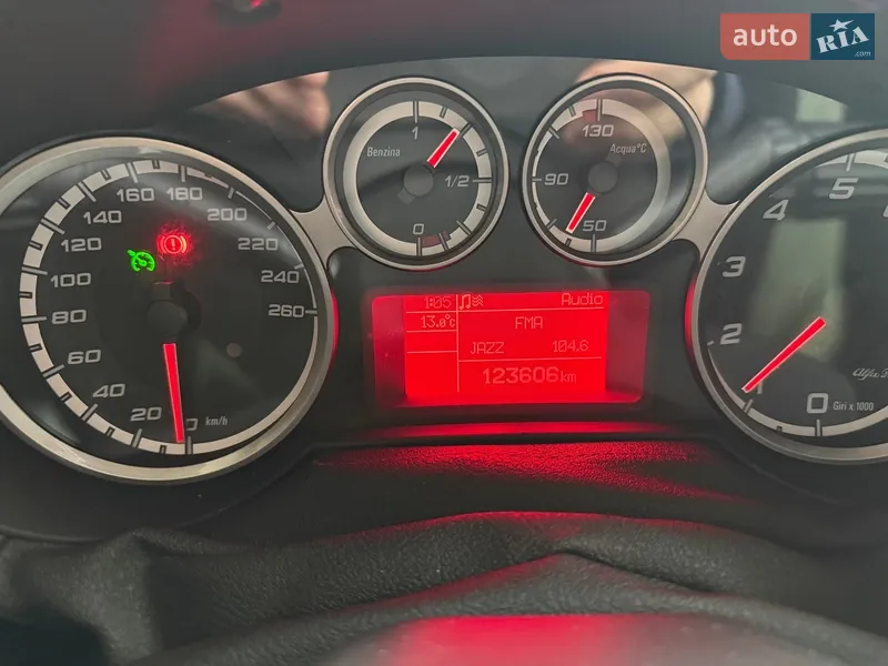Alfa Romeo MiTo 2009 VIN ZAR95500001045901 фото оголошення 18 з 40