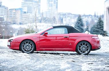 Кабриолет Alfa Romeo Spider 2008 в 