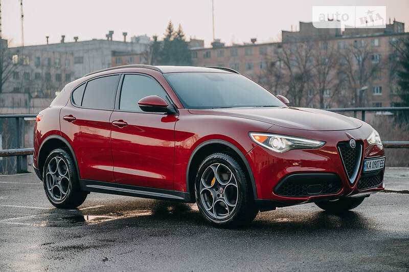 AUTO.RIA – Продам Альфа Ромео Стельвіо 2017 (KA0907EE) бензин 2.0 ...