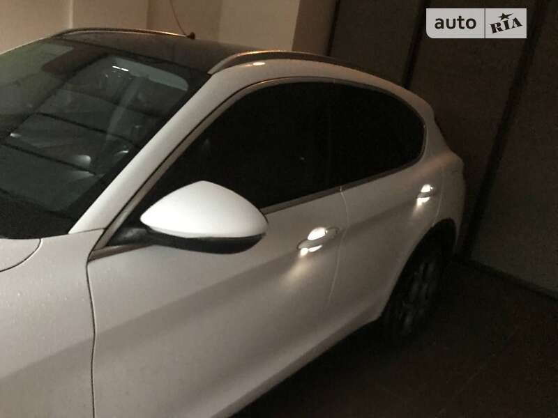 Позашляховик / Кросовер Alfa Romeo Stelvio 2018 в Хмельницькому