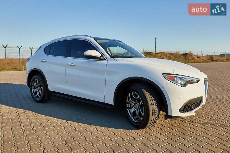 Внедорожник / Кроссовер Alfa Romeo Stelvio 2018 в Одессе