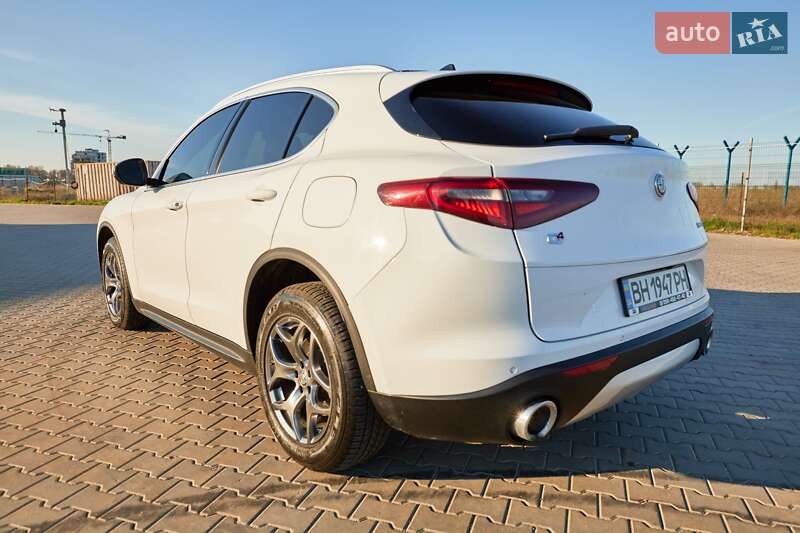 Внедорожник / Кроссовер Alfa Romeo Stelvio 2018 в Одессе