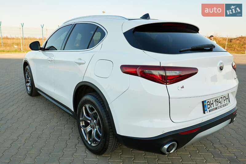 Внедорожник / Кроссовер Alfa Romeo Stelvio 2018 в Одессе