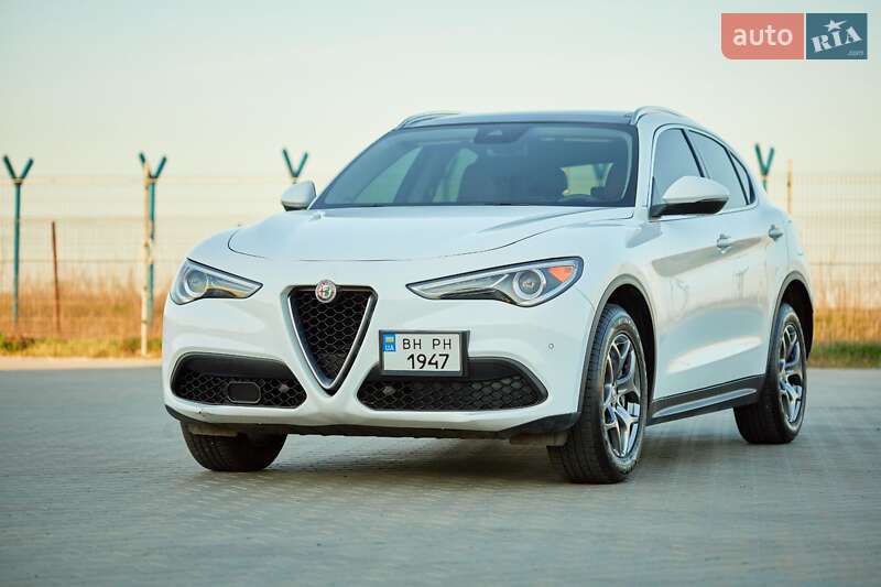 Внедорожник / Кроссовер Alfa Romeo Stelvio 2018 в Одессе