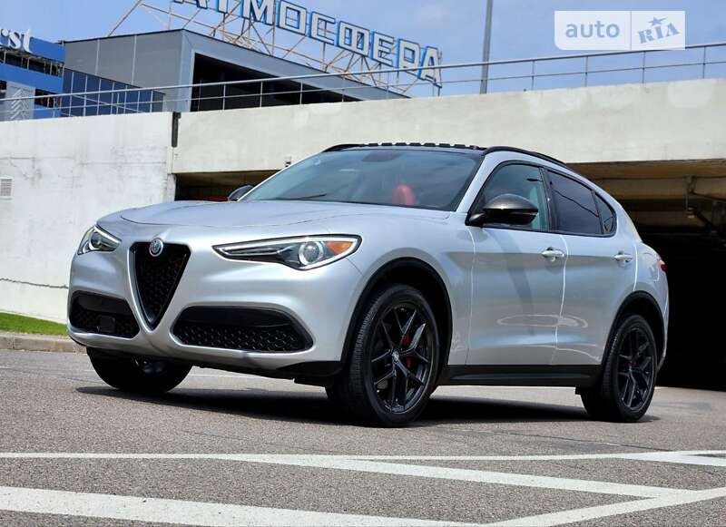 Внедорожник / Кроссовер Alfa Romeo Stelvio 2019 в Киеве