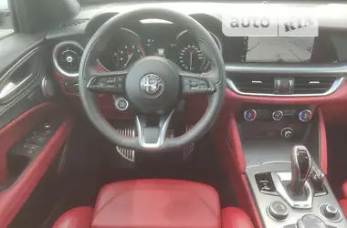 Alfa Romeo Stelvio 2021