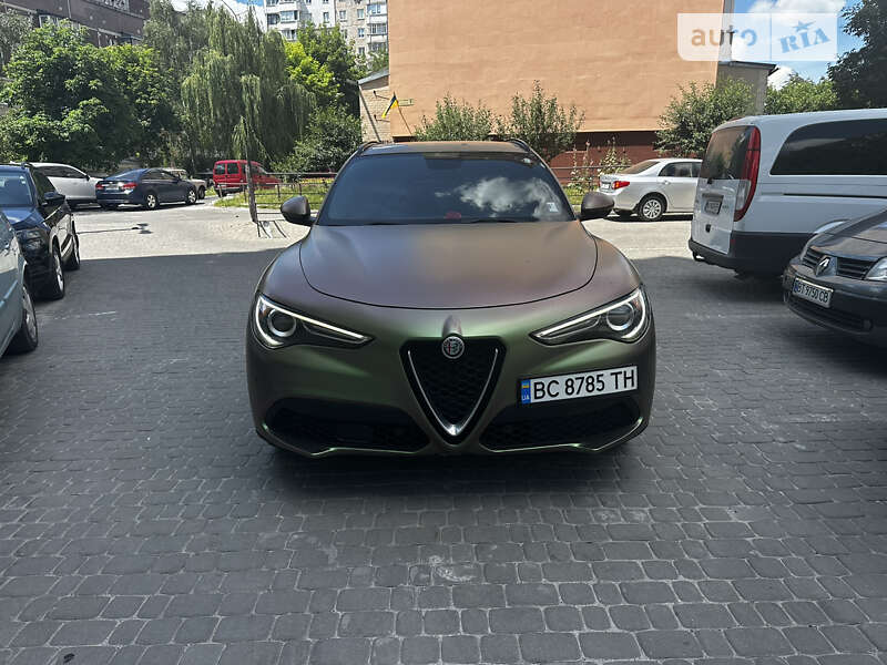 Внедорожник / Кроссовер Alfa Romeo Stelvio 2018 в Тернополе