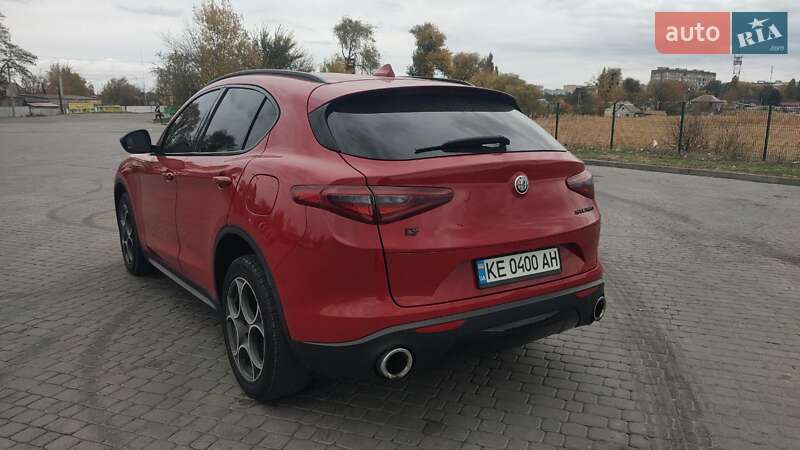 Позашляховик / Кросовер Alfa Romeo Stelvio 2017 в Дніпрі