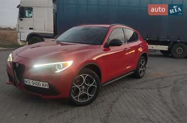 Внедорожник / Кроссовер Alfa Romeo Stelvio 2017 в 