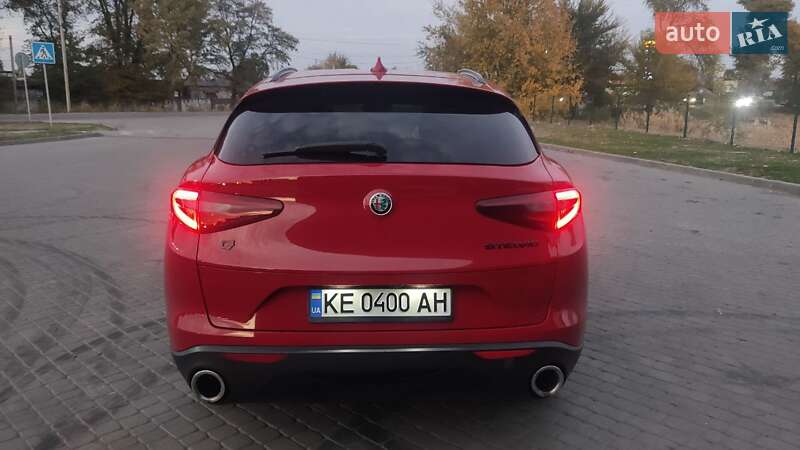 Позашляховик / Кросовер Alfa Romeo Stelvio 2017 в Дніпрі