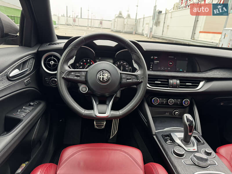 Позашляховик / Кросовер Alfa Romeo Stelvio 2021 в Києві
