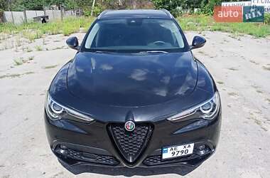 Внедорожник / Кроссовер Alfa Romeo Stelvio 2017 в 