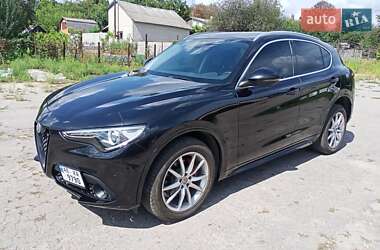Внедорожник / Кроссовер Alfa Romeo Stelvio 2017 в 