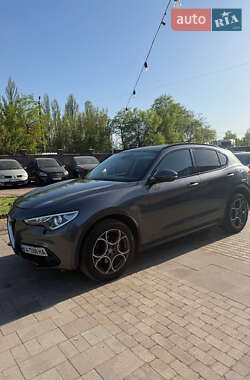 Внедорожник / Кроссовер Alfa Romeo Stelvio 2017 в Киеве