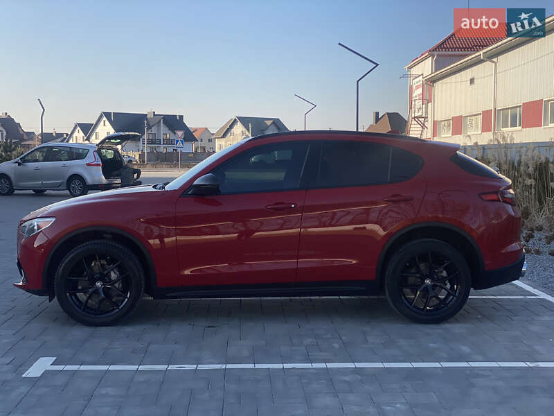 Позашляховик / Кросовер Alfa Romeo Stelvio 2020 в Луцьку