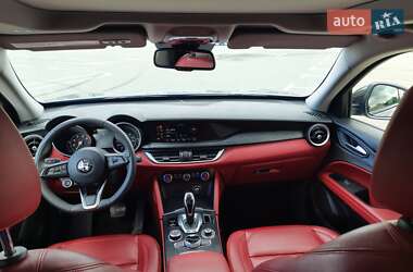 Позашляховик / Кросовер Alfa Romeo Stelvio 2020 в 
