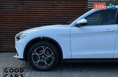 Внедорожник / Кроссовер Alfa Romeo Stelvio 2018 в 