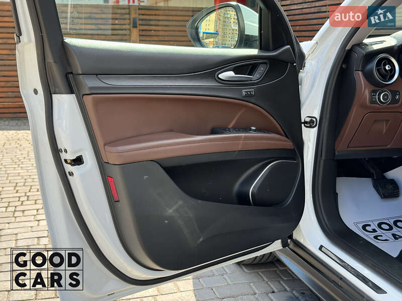 Позашляховик / Кросовер Alfa Romeo Stelvio 2018 в Одесі