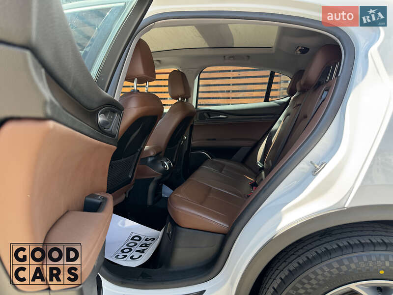 Позашляховик / Кросовер Alfa Romeo Stelvio 2018 в Одесі